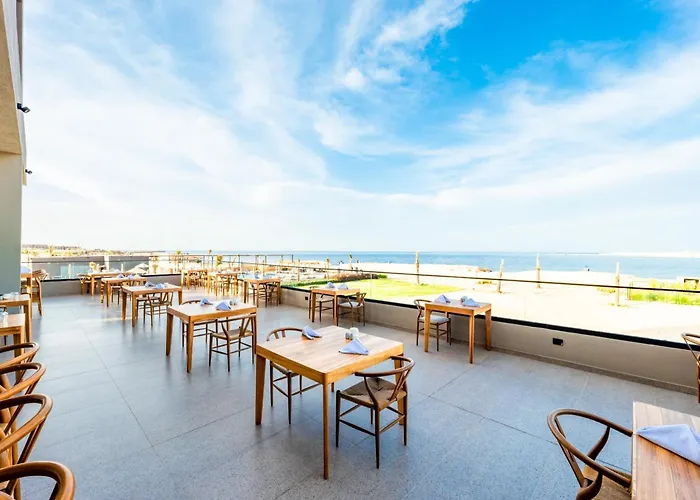 Sentido Naga Bay - Adults Friendly 洪加達