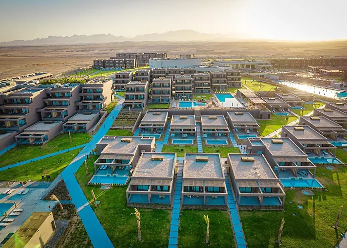Sentido Naga Bay - Adults Friendly Gurdaka